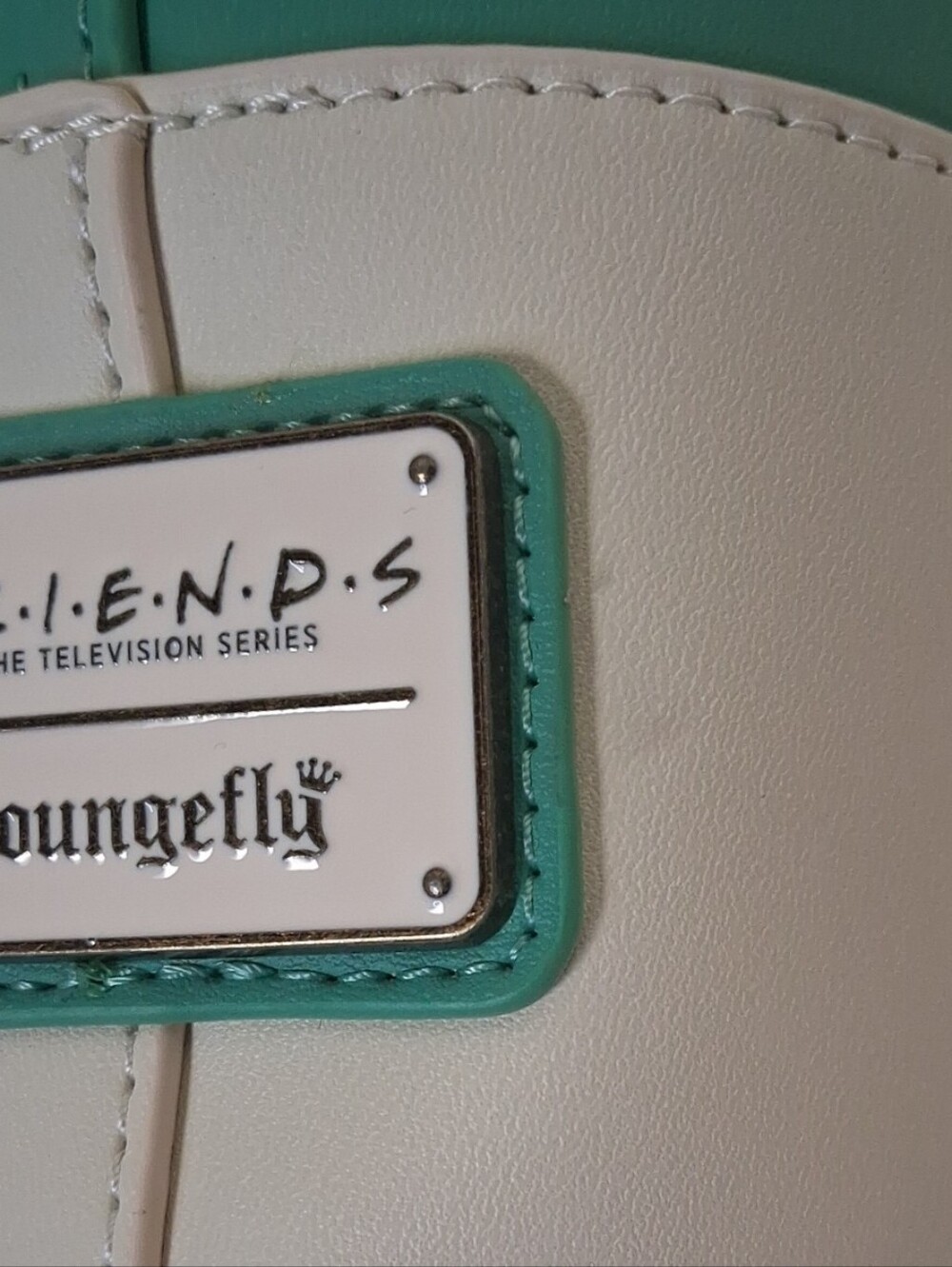 NEW Loungefly Friends Central Perk Coffee Cup Figural Scented Crossbody Bag - Picture 12 of 12